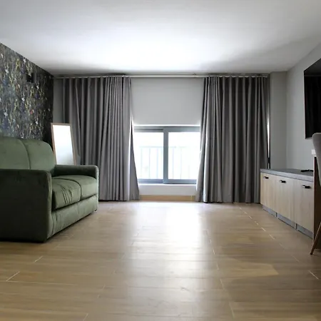 Boutique ムサイダ